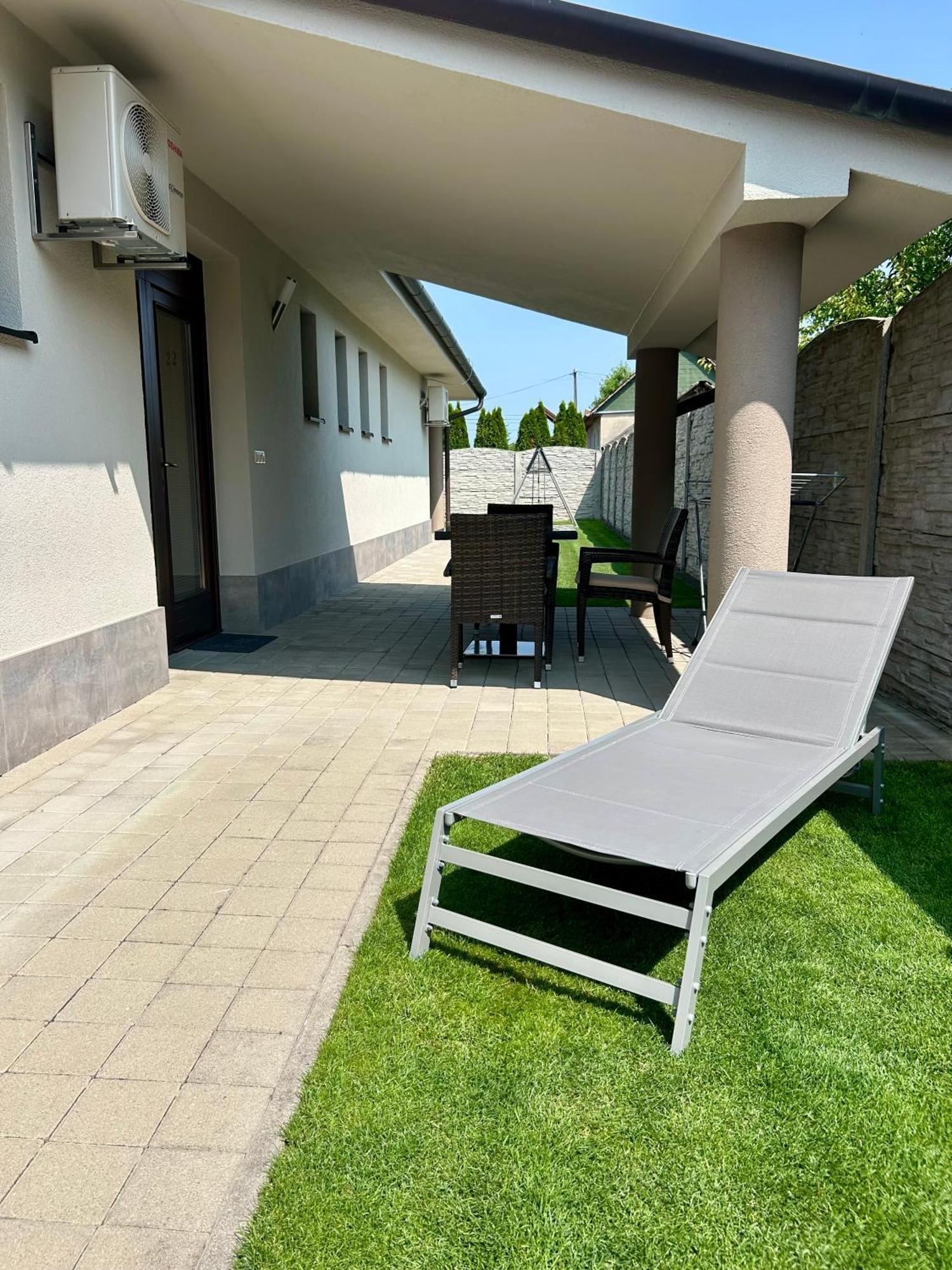 Lexus Apartment Velky Meder